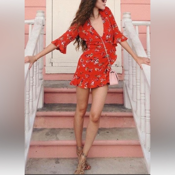 🌺 Zara Wrap Floral Playsuit 🌹 - Picture 5 of 5